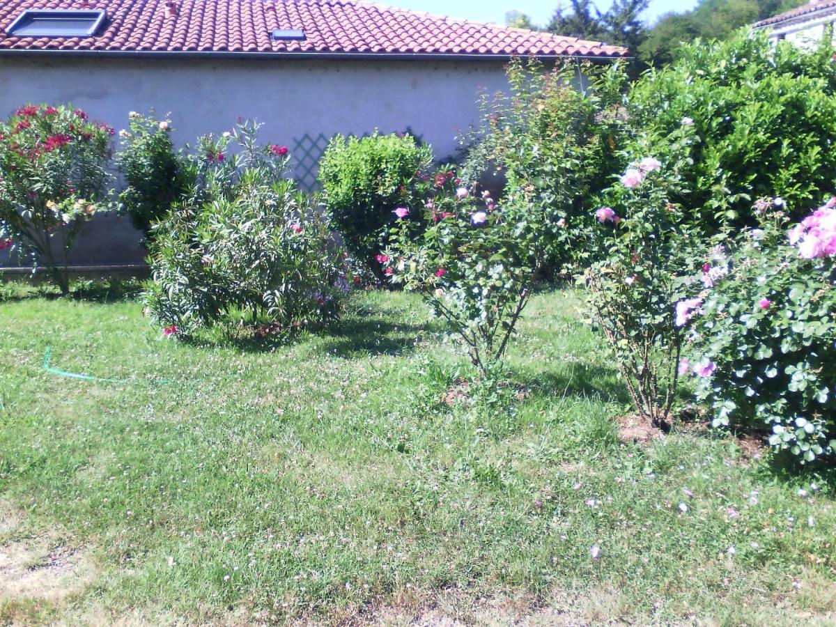 L'Ancien Patronage Guest House Caumont-sur-Garonne Luaran gambar